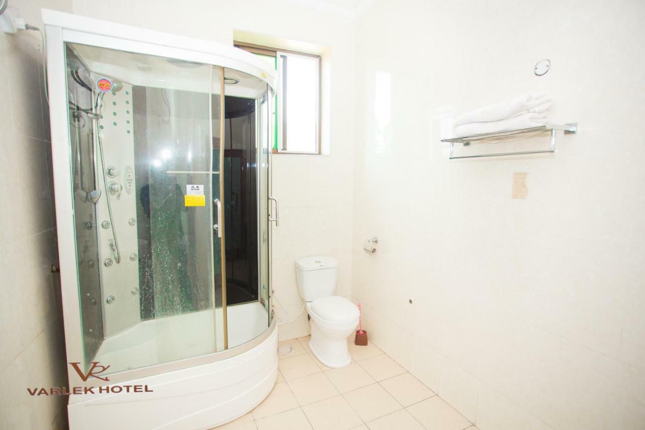 Varlek Hotel Dar-es-Salaam Eksteriør bilde